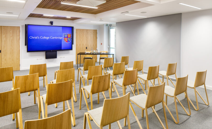 Yusuf Hamied Court Seminar Room at Christ’s College, Cambridge, set up in a clasroom style featuring a modern teaching space with seating and presentation facilities. The Yusuf Hamied Court Seminar Rooms 2 & 3 offer a modern and highly flexible meeting rooms in Cambridge, ideal for a wide range of business and academic events.