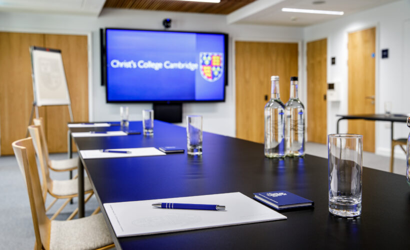 Yusuf Hamied Court Seminar Room at Christ’s College, Cambridge, featuring a modern teaching space with seating and presentation facilities.