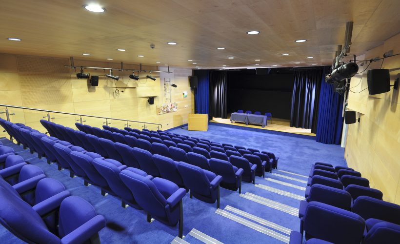 Yusuf Hamied Theatre – Yusuf Hamied Centre